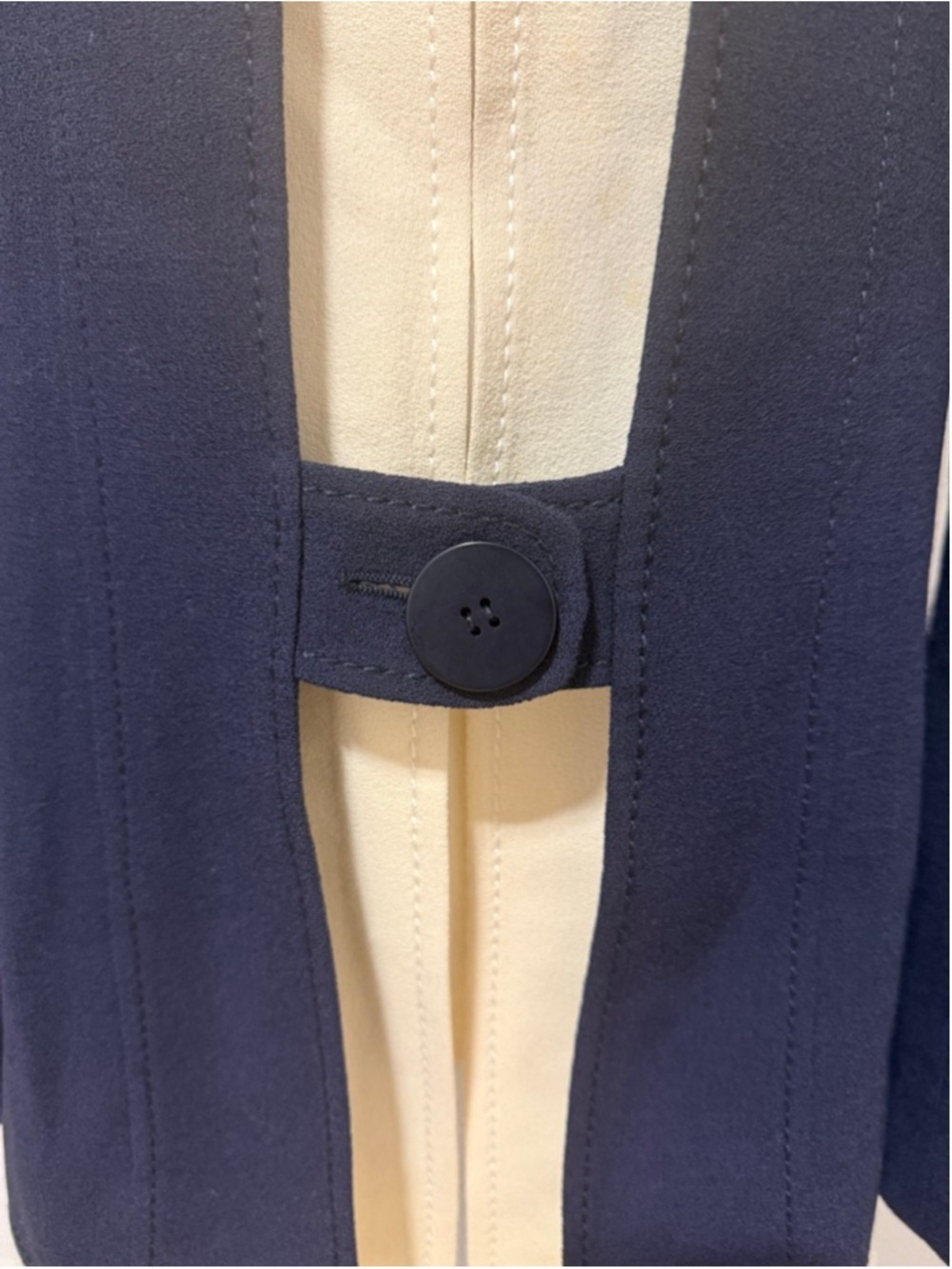 Valentino Navy & Beige Blazer Jacket Large, zipper closure, hand sewn couture - Picture 4 of 16